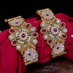 Load image into Gallery viewer, Madhuri Meenakari  Kada With Ghungro  Latakan