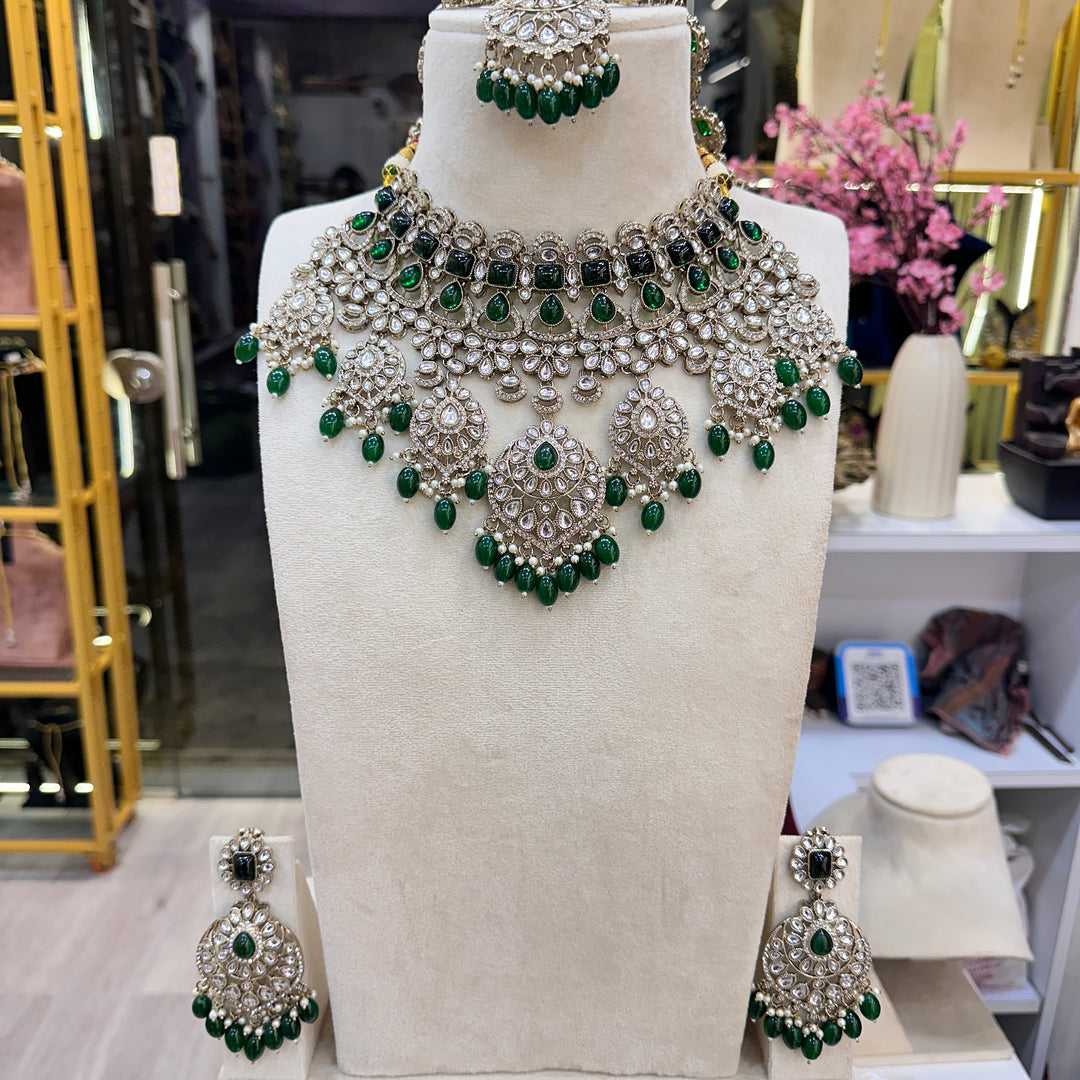 Ragini Kundan Bridal Choker (1 Necklace, 1 Earrings Pair, 1 Sheeshphool, 1 Nath)
