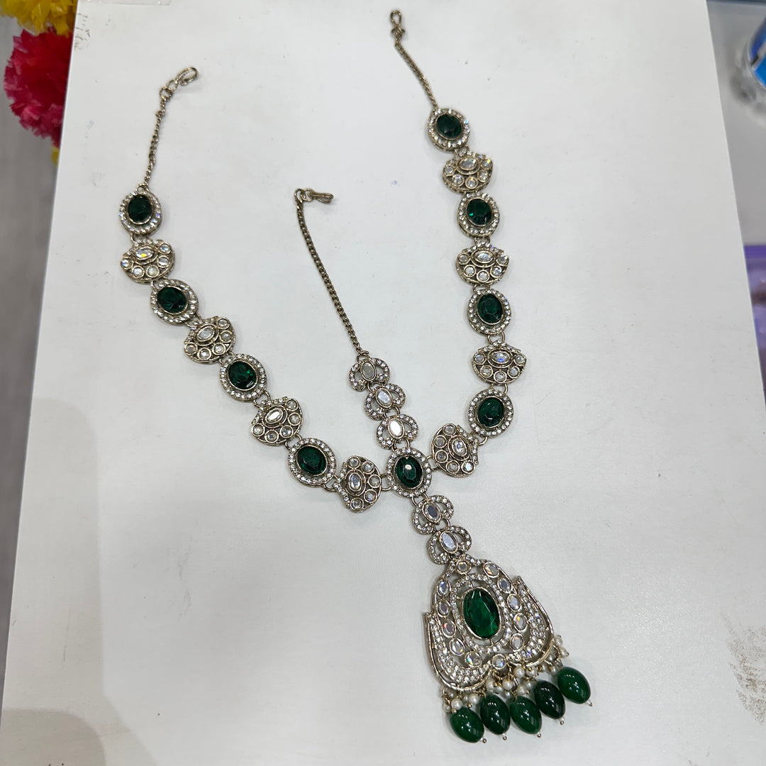Niharika Semi Bridal Necklace Set (Nacklace, Earrings, Sheeshphool, Nath