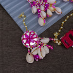 Load image into Gallery viewer, Handmade Cloth Shell Choker With Earrings + Maang Teeka + Hath Panja