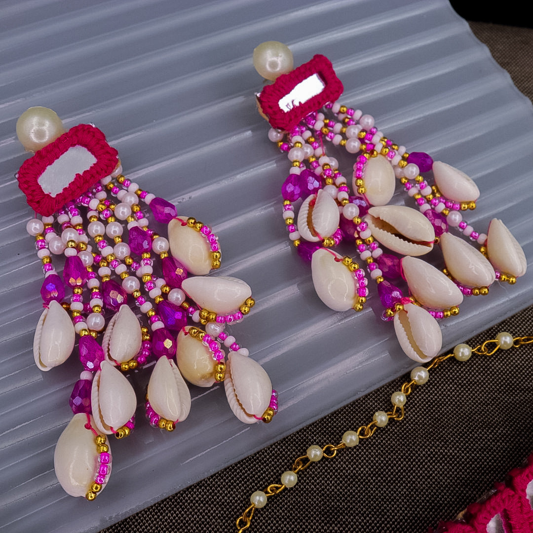 Handmade Cloth Shell Choker With Earrings + Maang Teeka + Hath Panja
