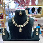 Load image into Gallery viewer, Fisa Sleek Moissante Choker - Green