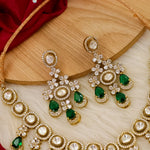 Load image into Gallery viewer, Yaisha Emerald Moissanite Set