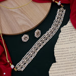 Load image into Gallery viewer, Sleek Moissante Choker With Studs