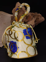 Load image into Gallery viewer, Cute Small Gifting Potli Bag