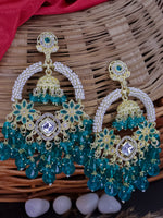 Load image into Gallery viewer, Sapna Kundan Chandbali