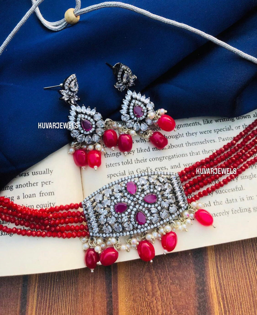 Arya Zirconia Choker