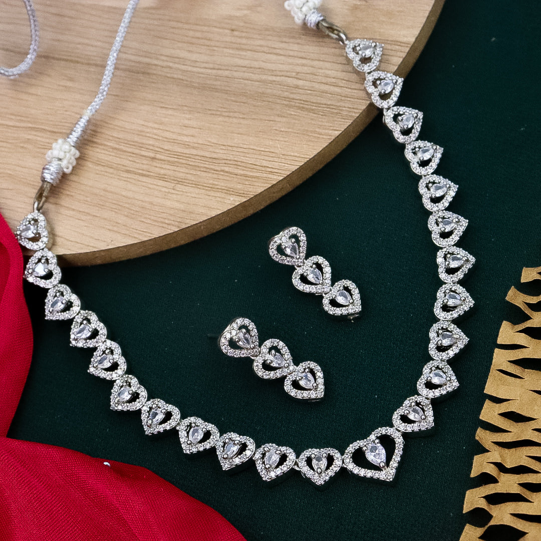 Delicate Heart AD Choker