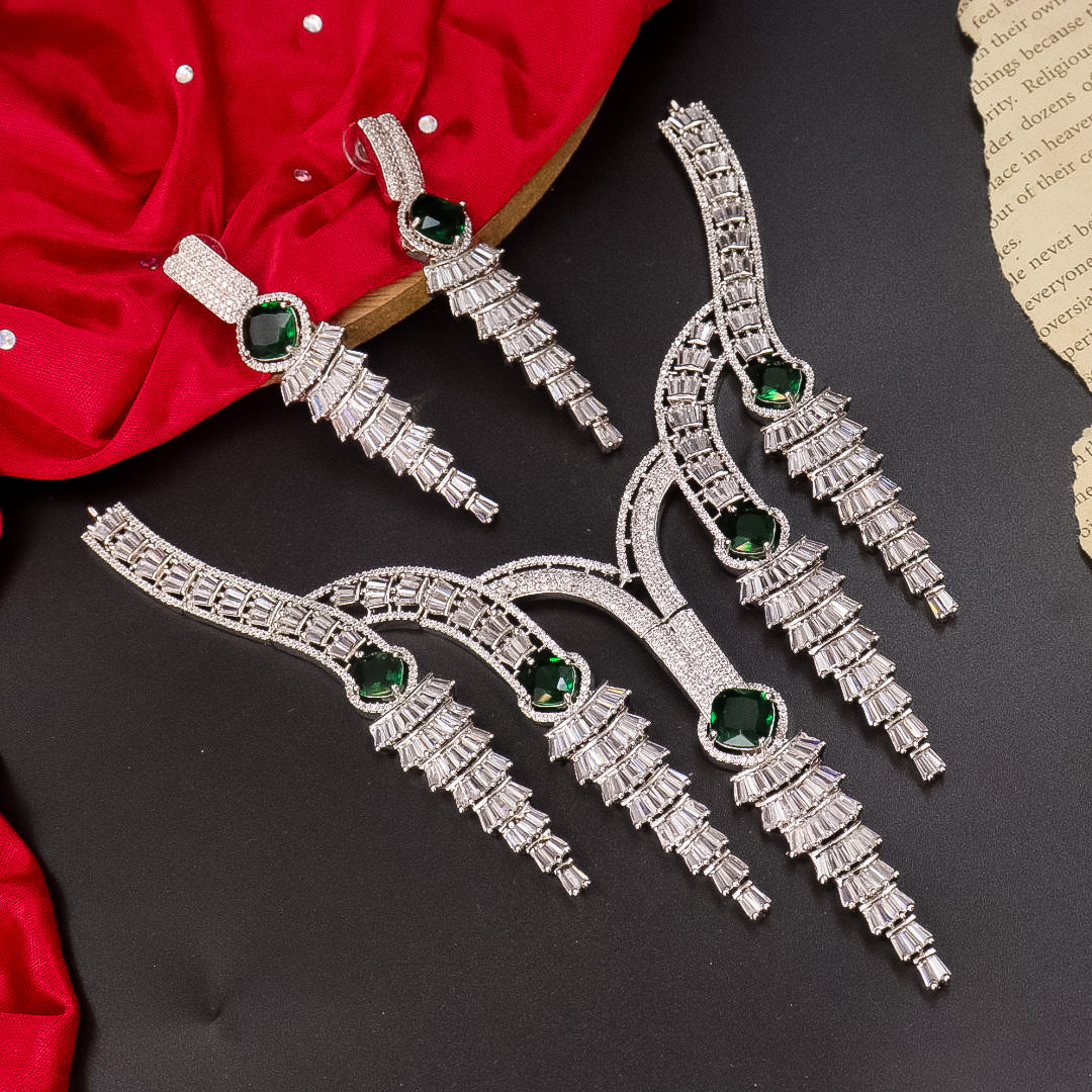 Fussia AD Choker -Green