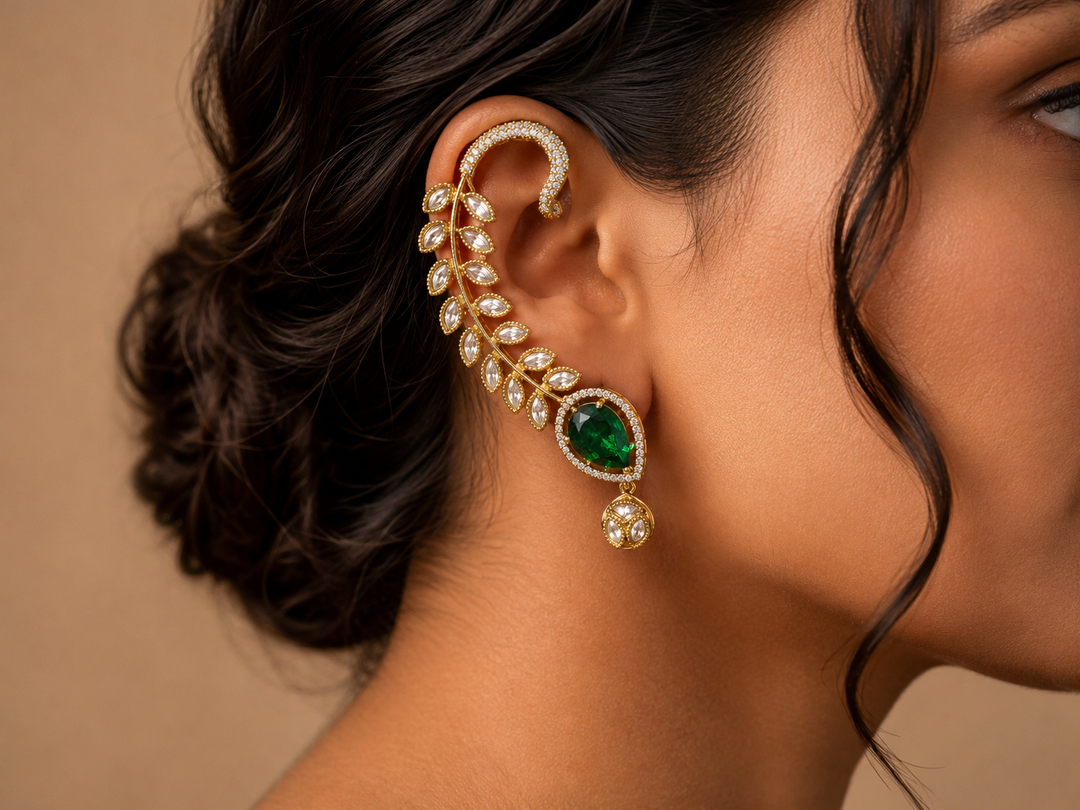 Komal Mossianite Earcuff