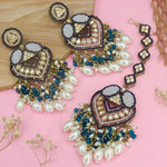 Load image into Gallery viewer, Momina Pakistani Earrings And Mangtika
