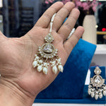 Load image into Gallery viewer, Zihana Polki Choker With Earring And Mangtika