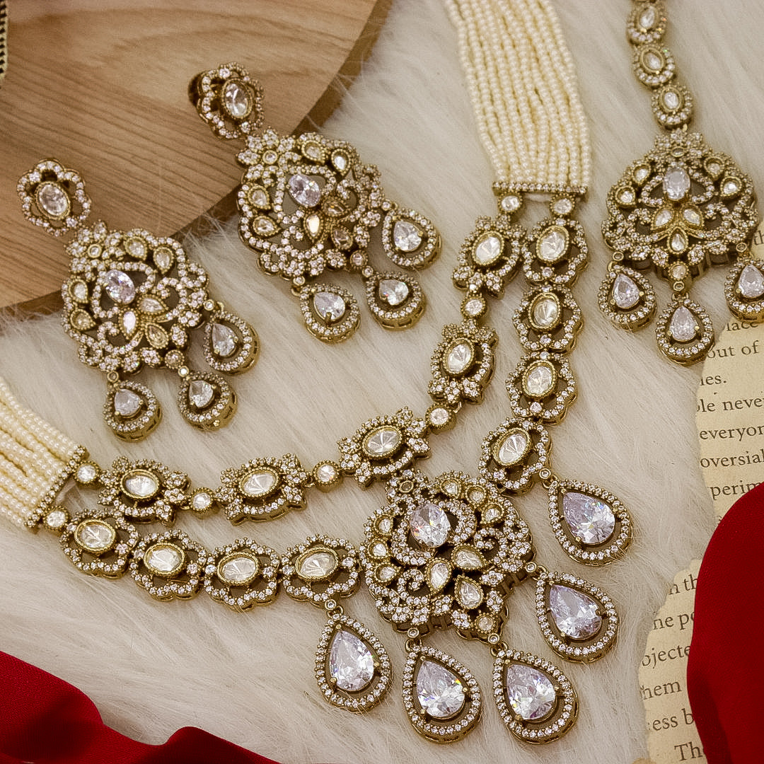 Tulsi Moissanite Choker -Golden