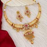 Load image into Gallery viewer, Shabana Swaroski Hasli necklace