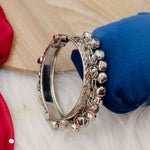 Load image into Gallery viewer, Ghungroo Kada - Openable