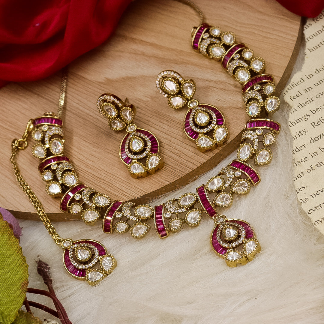 Fisa Choker - Ruby