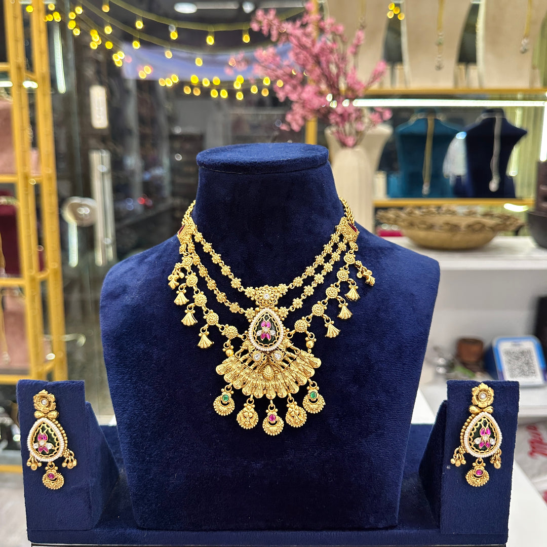 Ekta 3 Line Heritage Necklace