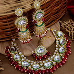 Load image into Gallery viewer, Yusra Choker Set With Jhumka And Mangtika

