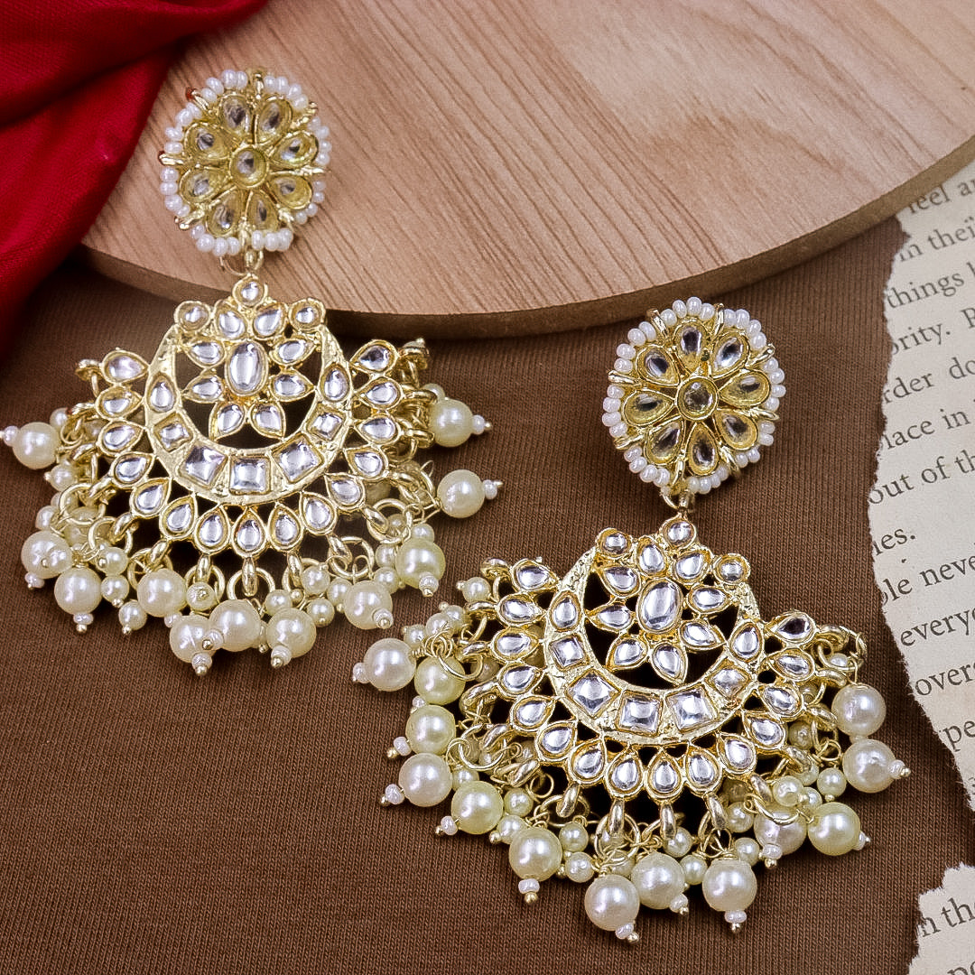 Shiffa  Earrings With Mangtika
