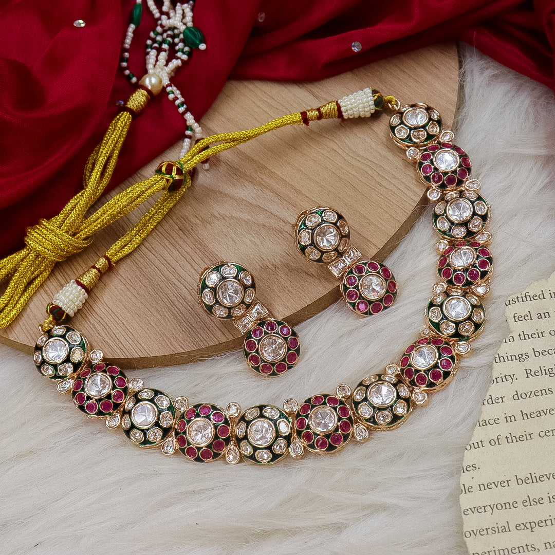 Sleek Moissante Choker