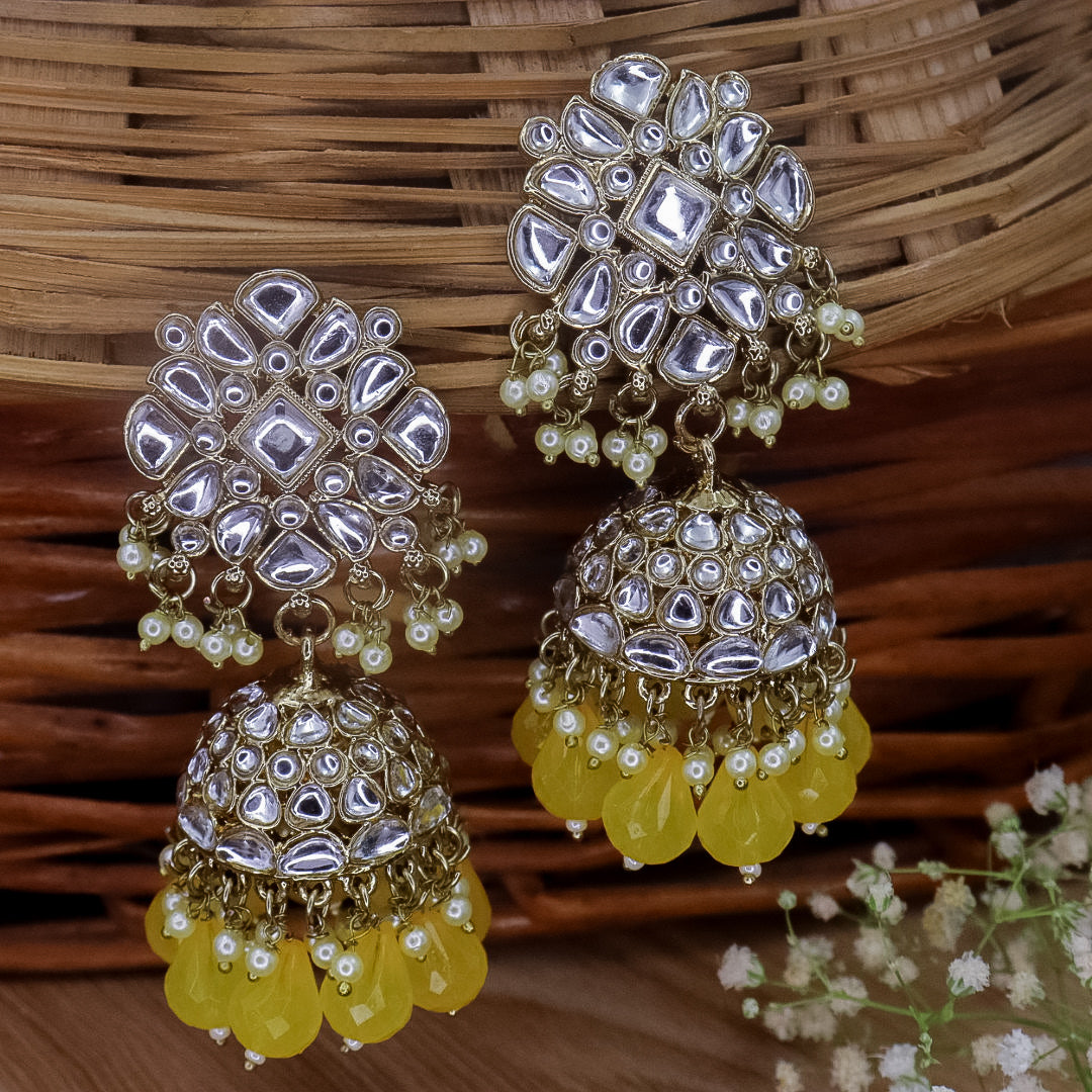 Keira Kundan Jhumka