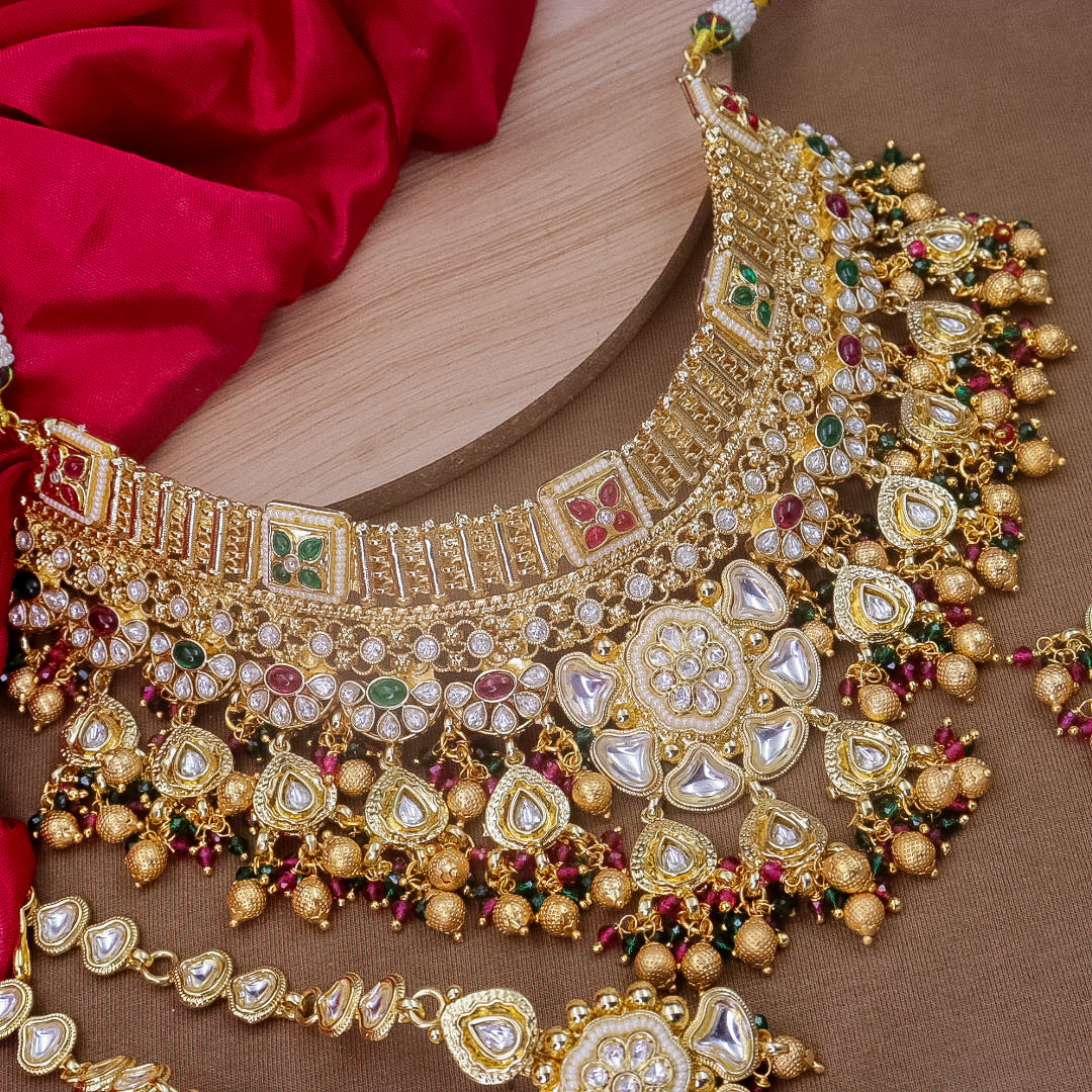 Priti Semi Bridal Rajwadi Copper Choker