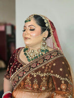 Load image into Gallery viewer, Muskaan Semi Bridal Choker Set With Teeka
