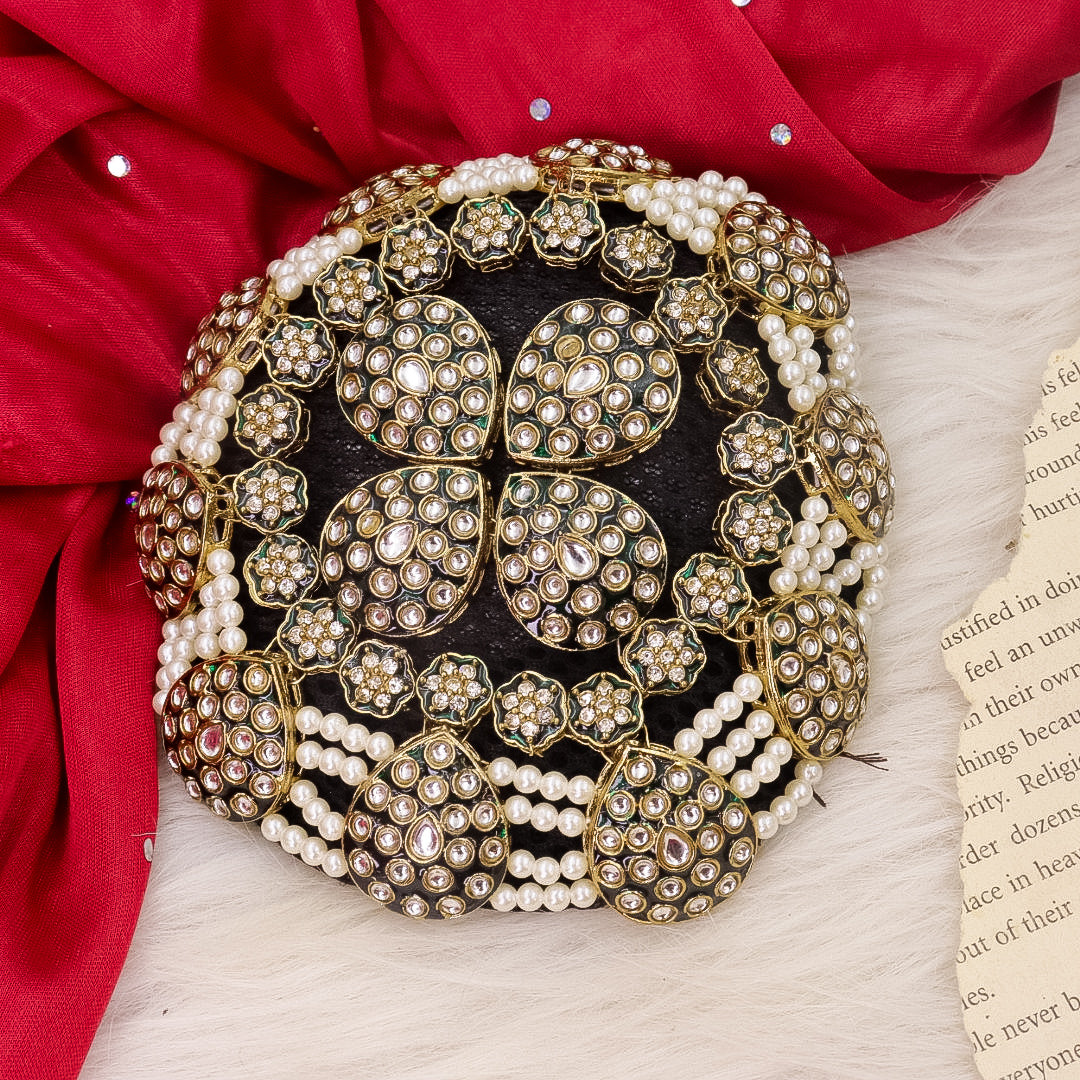 Pooh Polki Kundan Hair Bun
