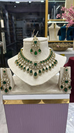 Load image into Gallery viewer, Shipra Moissianite Necklace With Earrings and Mangtika
