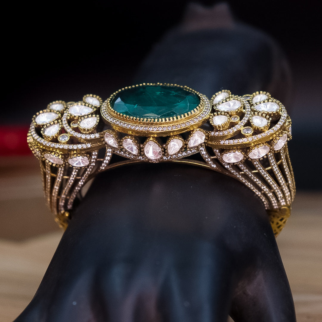 Trending Moissante Designer Kada