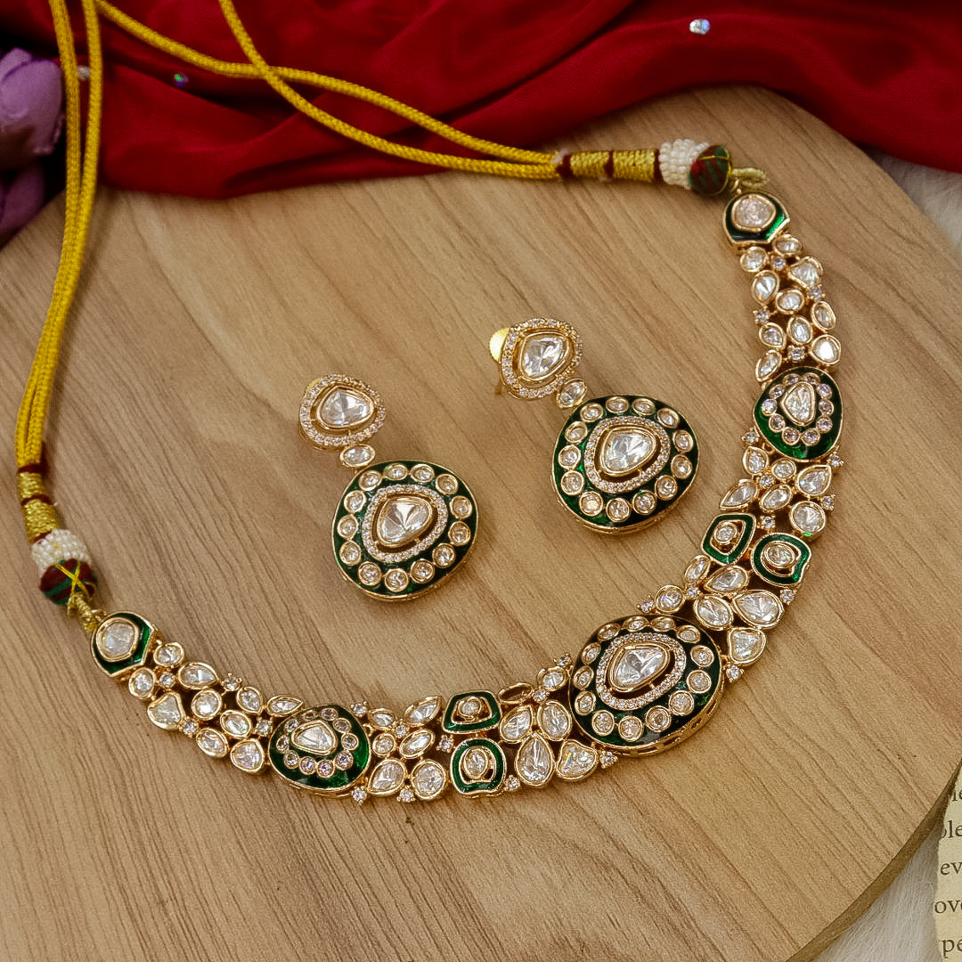 Fina Moissianite Choker-White