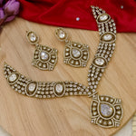 Load image into Gallery viewer, Yupa Designer Moissante Set- White