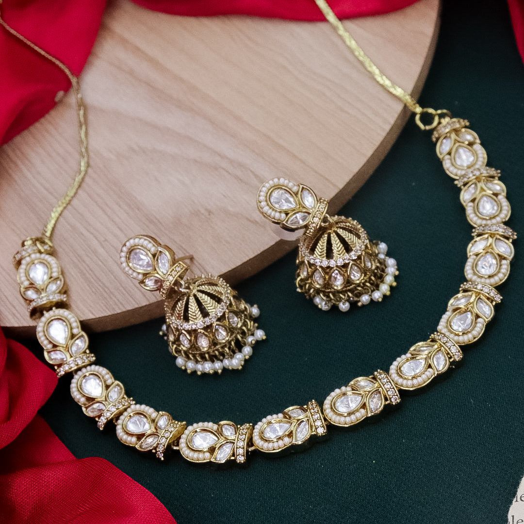 Akshay Moissante  Choker With Jhumka