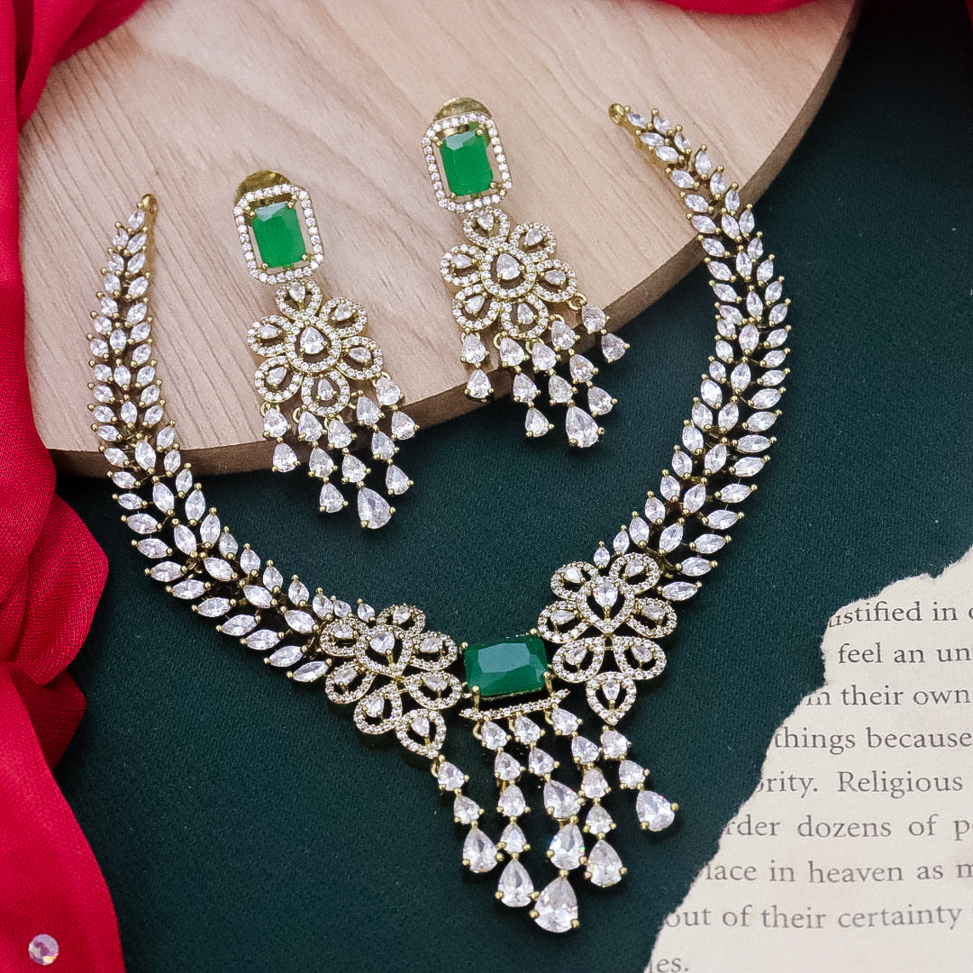 Manju Reverse AD Choker