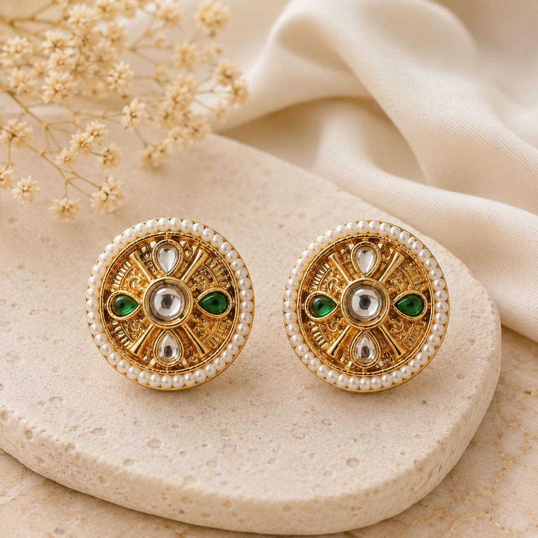 Dhanvi Kundan studs