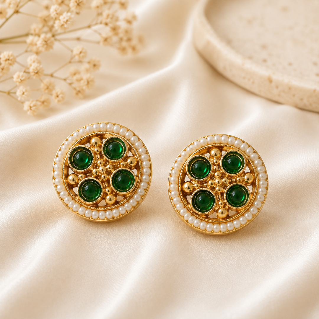 Vahu Kundan studs