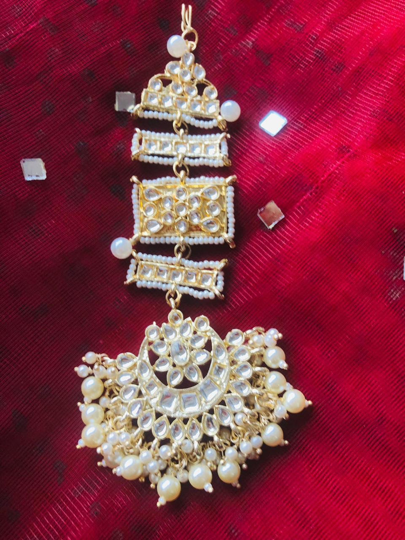 BulBul maang-Teeka