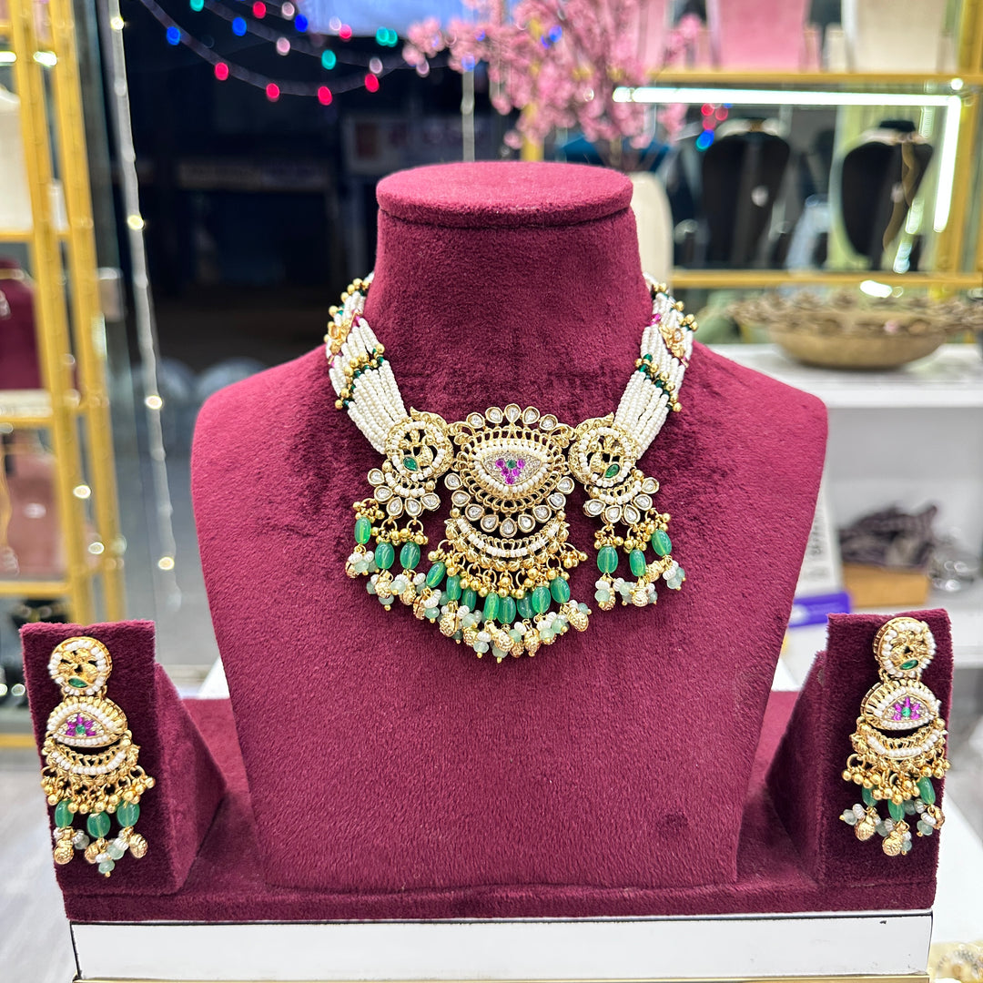 Mint Heritage Choker