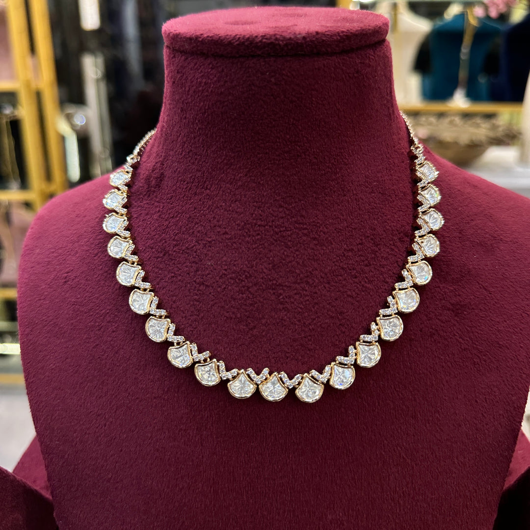 Prathistha Sleek Moissianite Choker