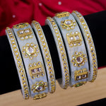 Load image into Gallery viewer, Kundan Patla Bangles (6 Bangle)