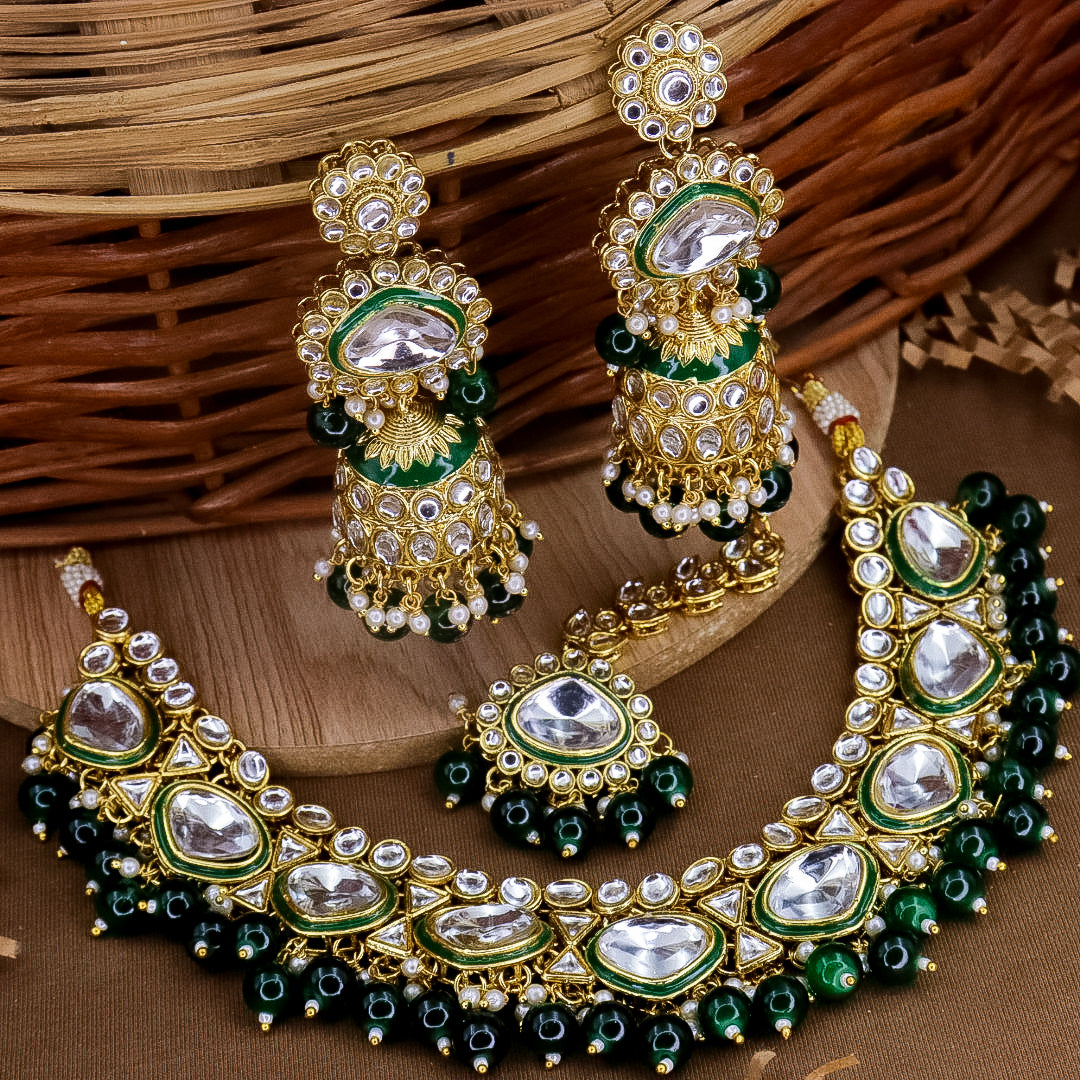 Yusra Choker Set With Jhumka And Mangtika