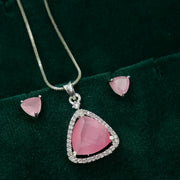 Renu AD Pendent Set