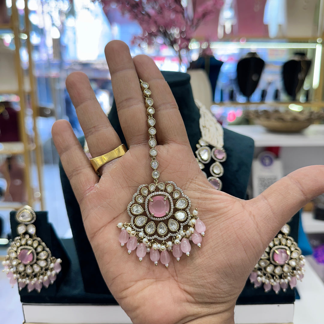 Kiyaa Moissante Choker- Pink