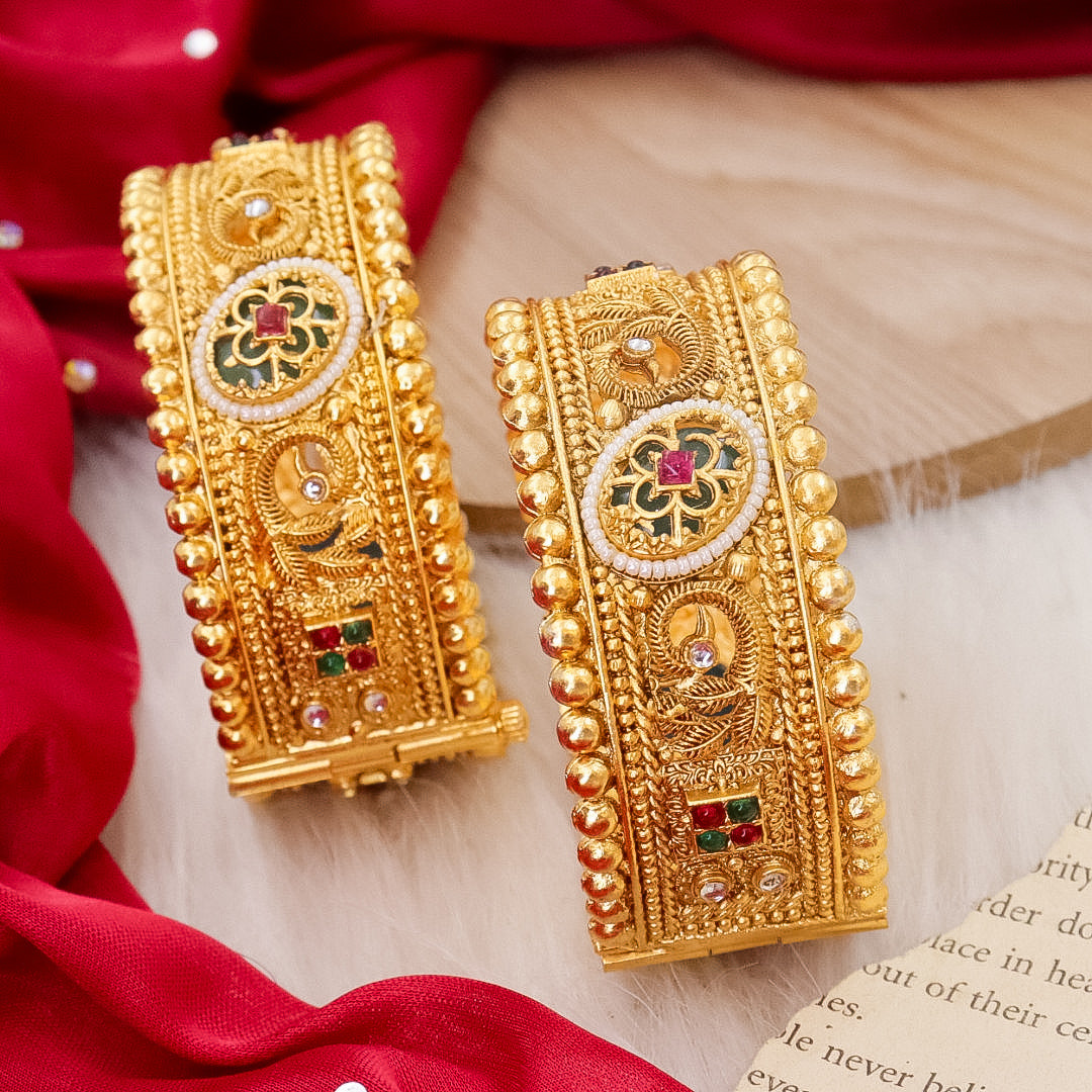 Sunaina  Heritage Brass kada
