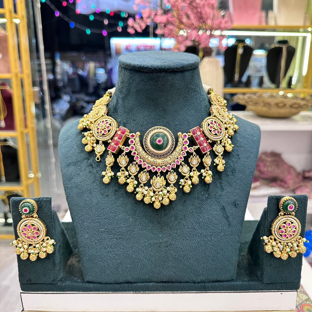 Cina Heritage Rajwadi Choker