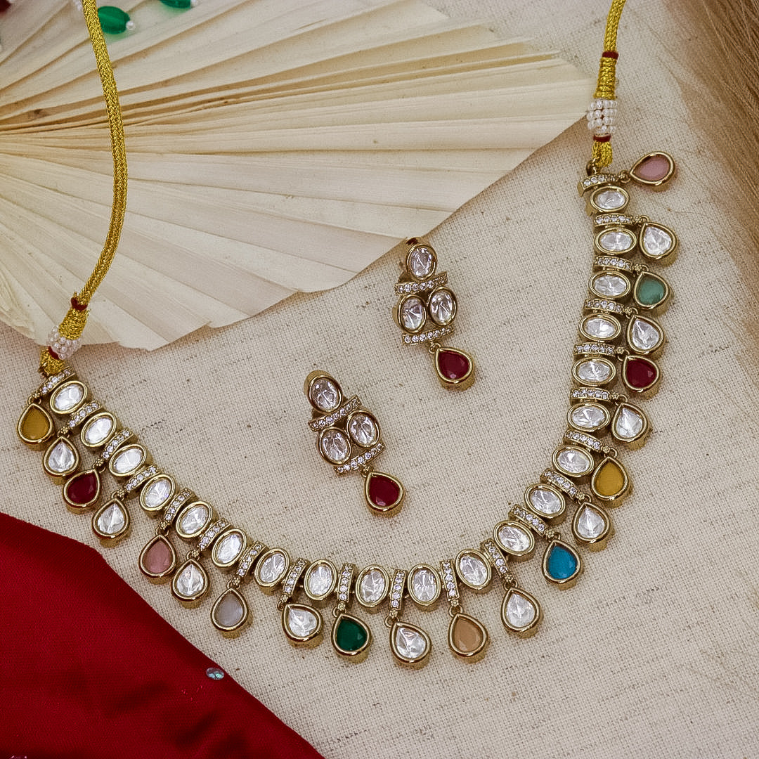 Ruhana Sleek Moissanite Set