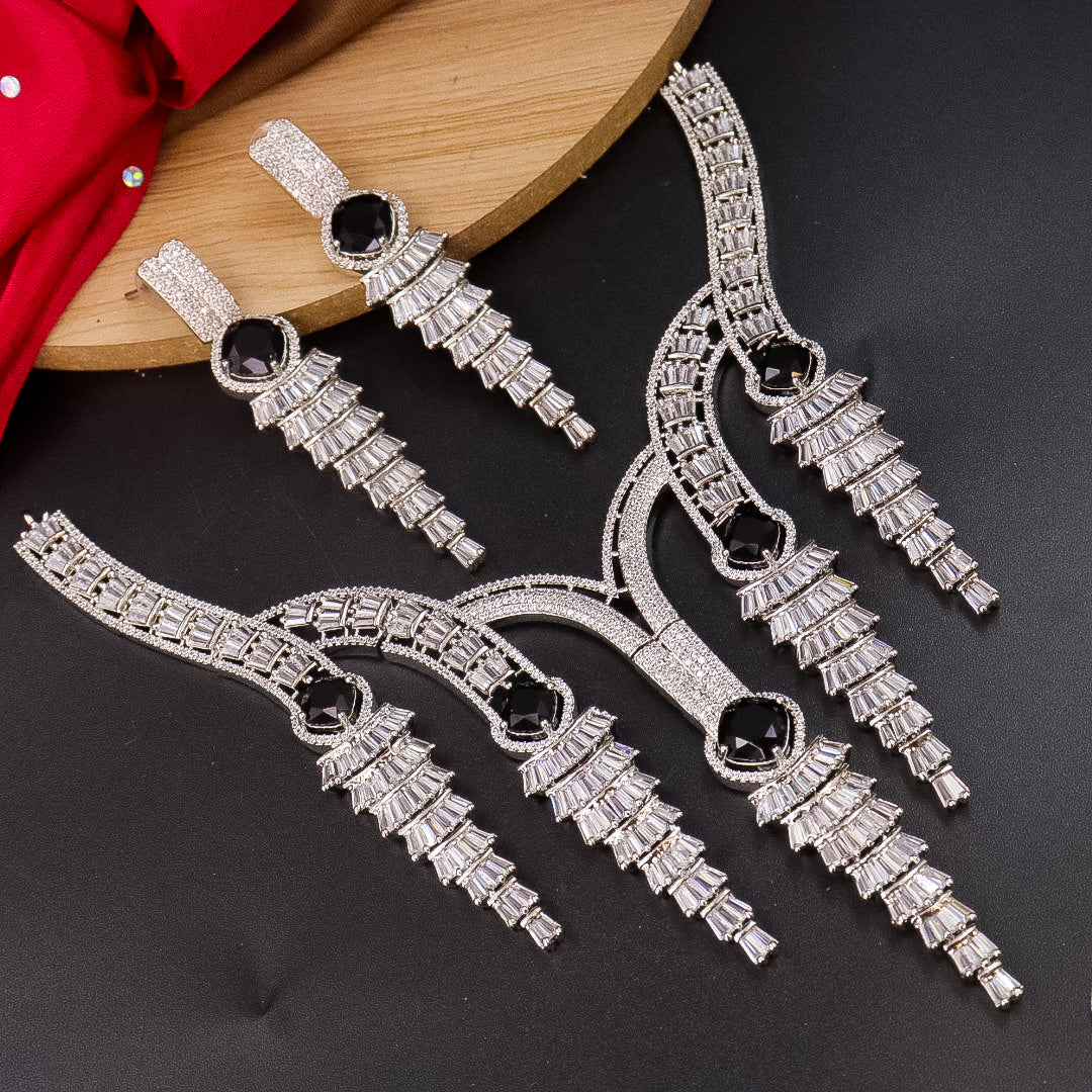 Fussia AD Choker -Black