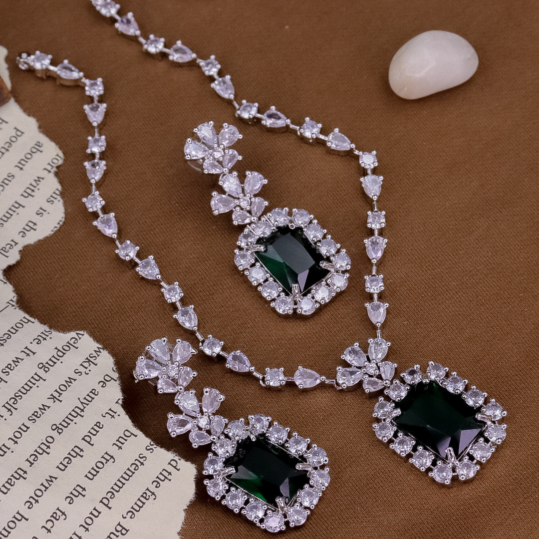 Melody AD Choker - Dark Green