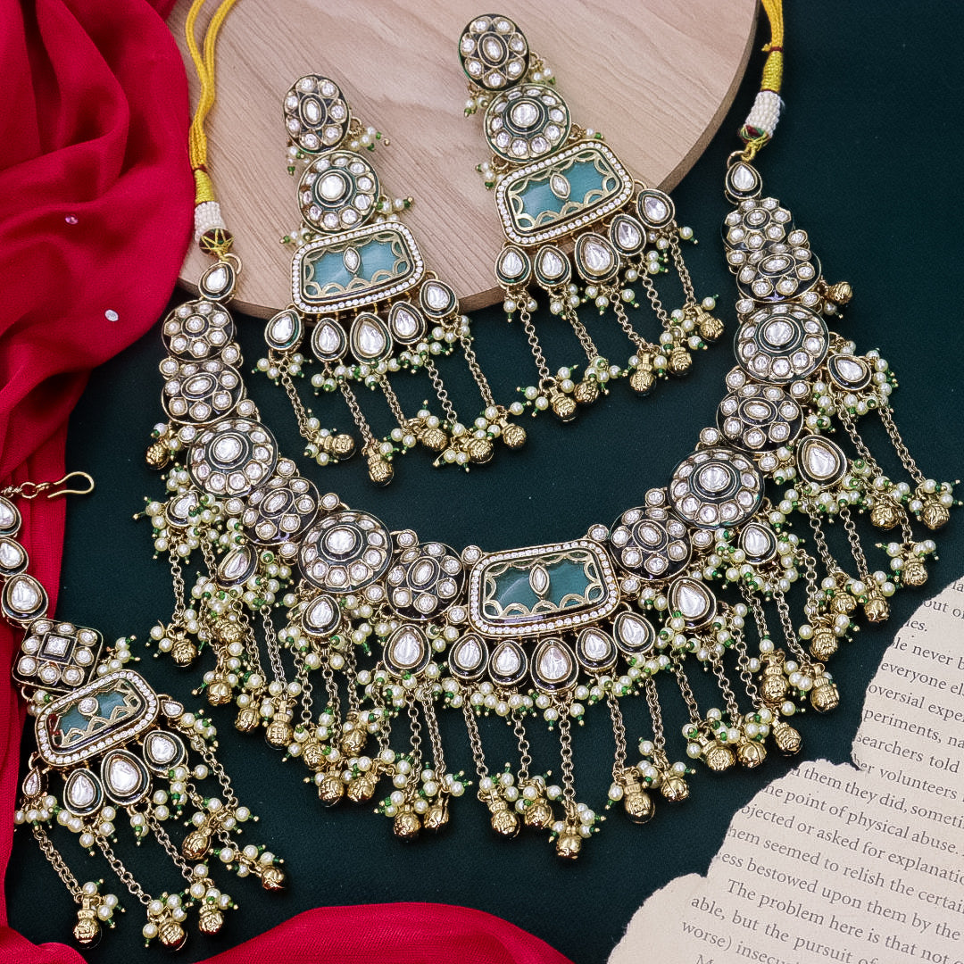 Comna Polki Necklace