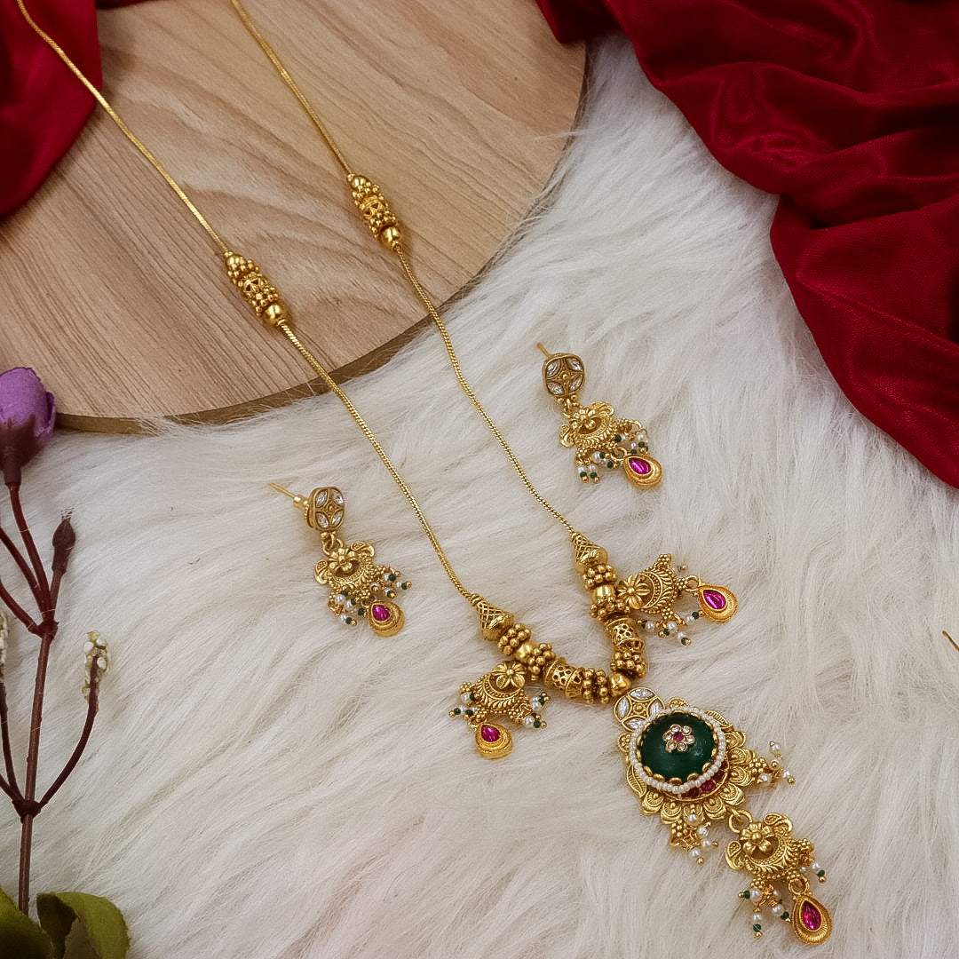 Yashna Heritage Necklace